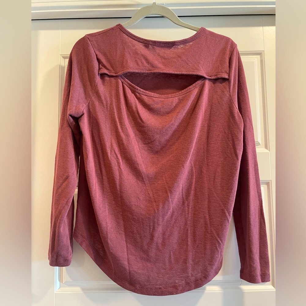 Athleta Long Sleeve Yoga - Picture 2 of 4